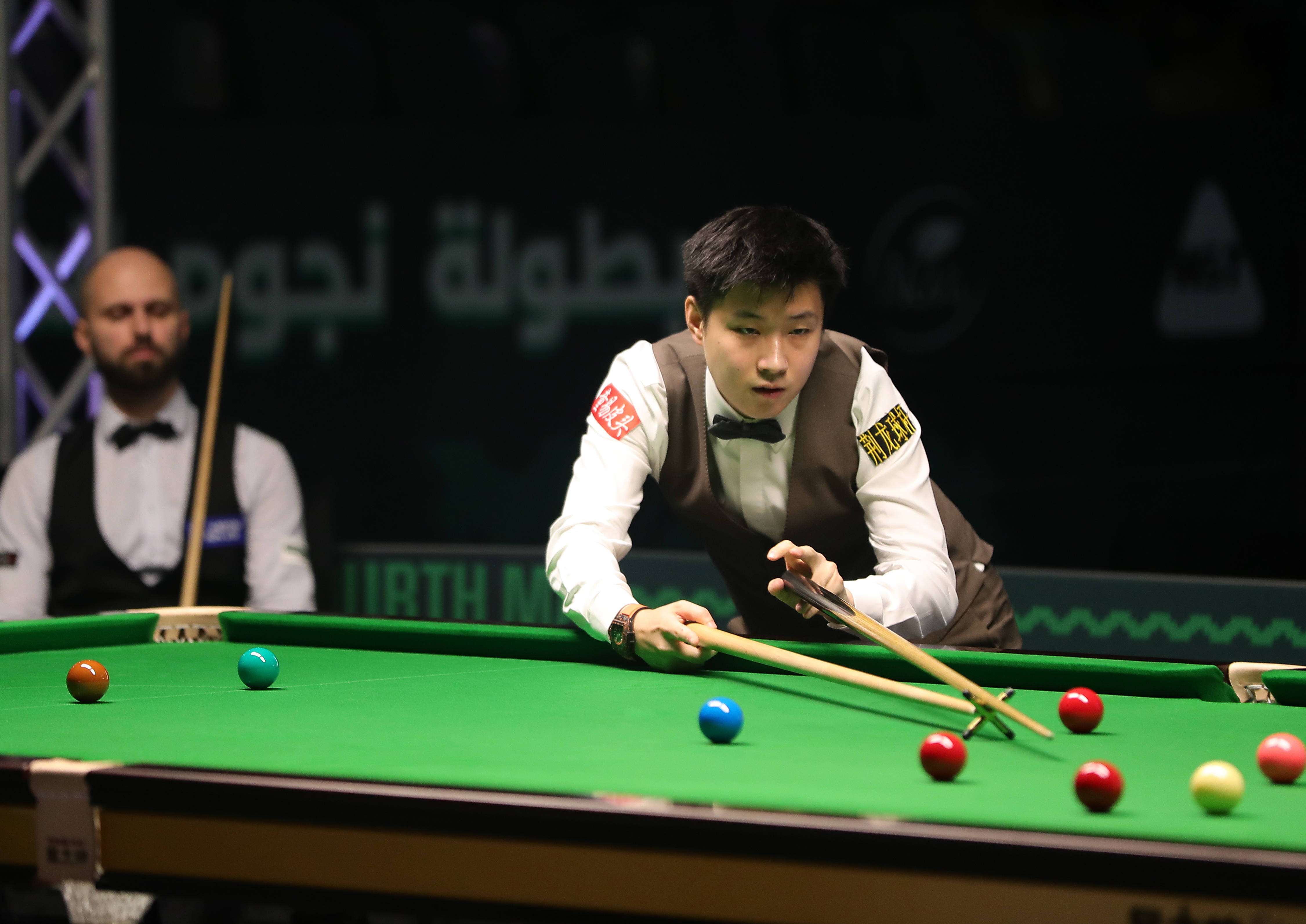 解说员将带 解说员将带