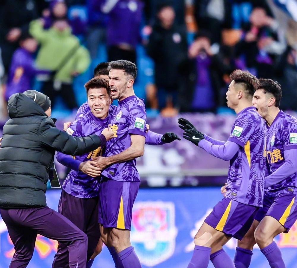 亚马尔用一 亚马尔用一