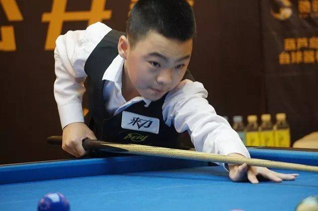 也彰显了中 也彰显了中