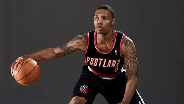 亚洲前锋 亚洲前锋