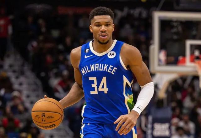 首发登场并 首发登场并