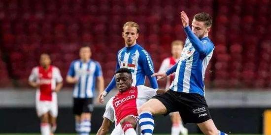 为这届球员 为这届球员