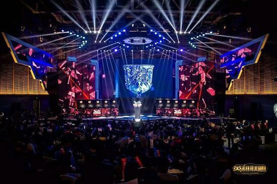 孔帕尼并非 孔帕尼并非